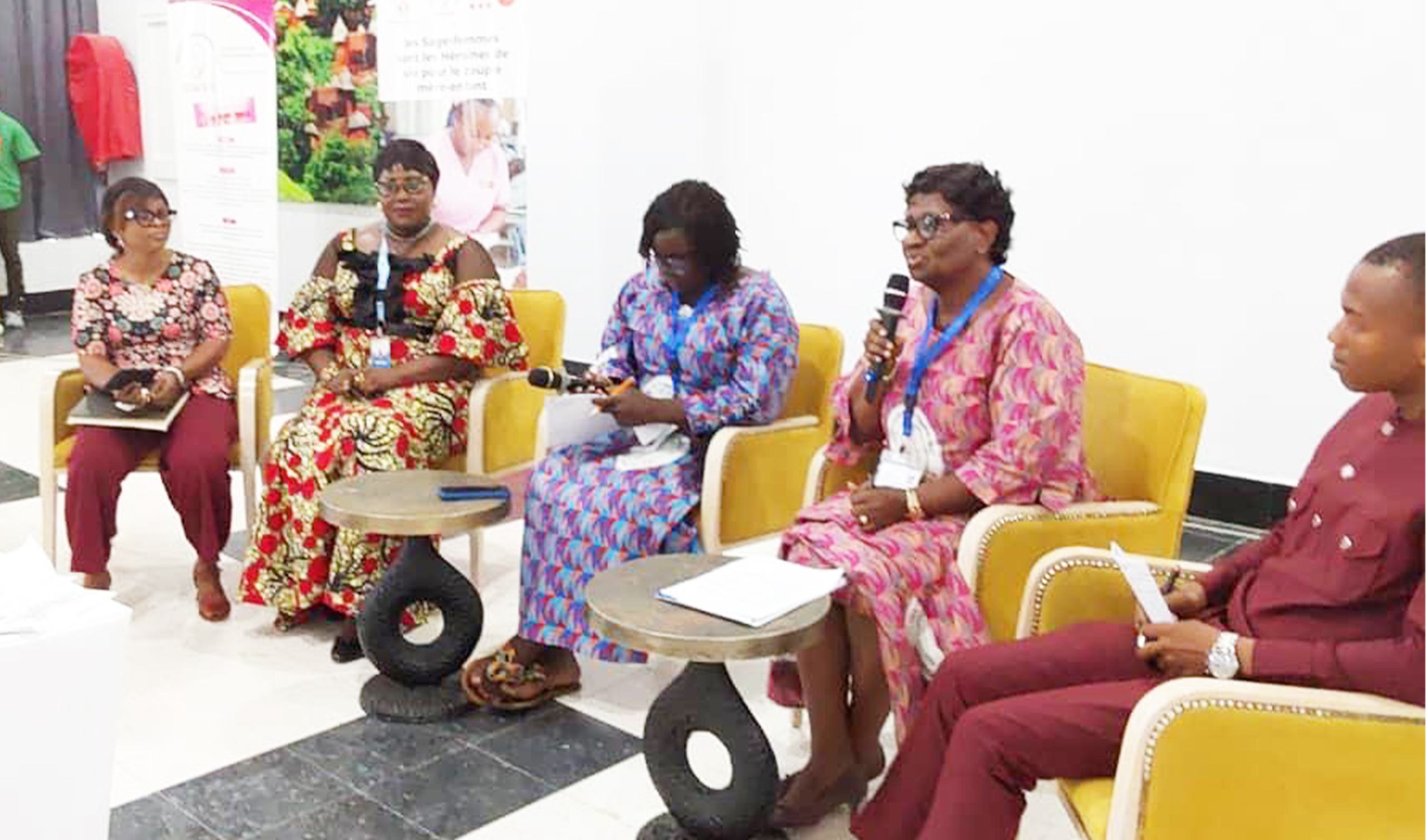 L’IPDCP aux côtés des sages-femmes du Togo : pour un usage responsable du numérique dans le secteur de la santé